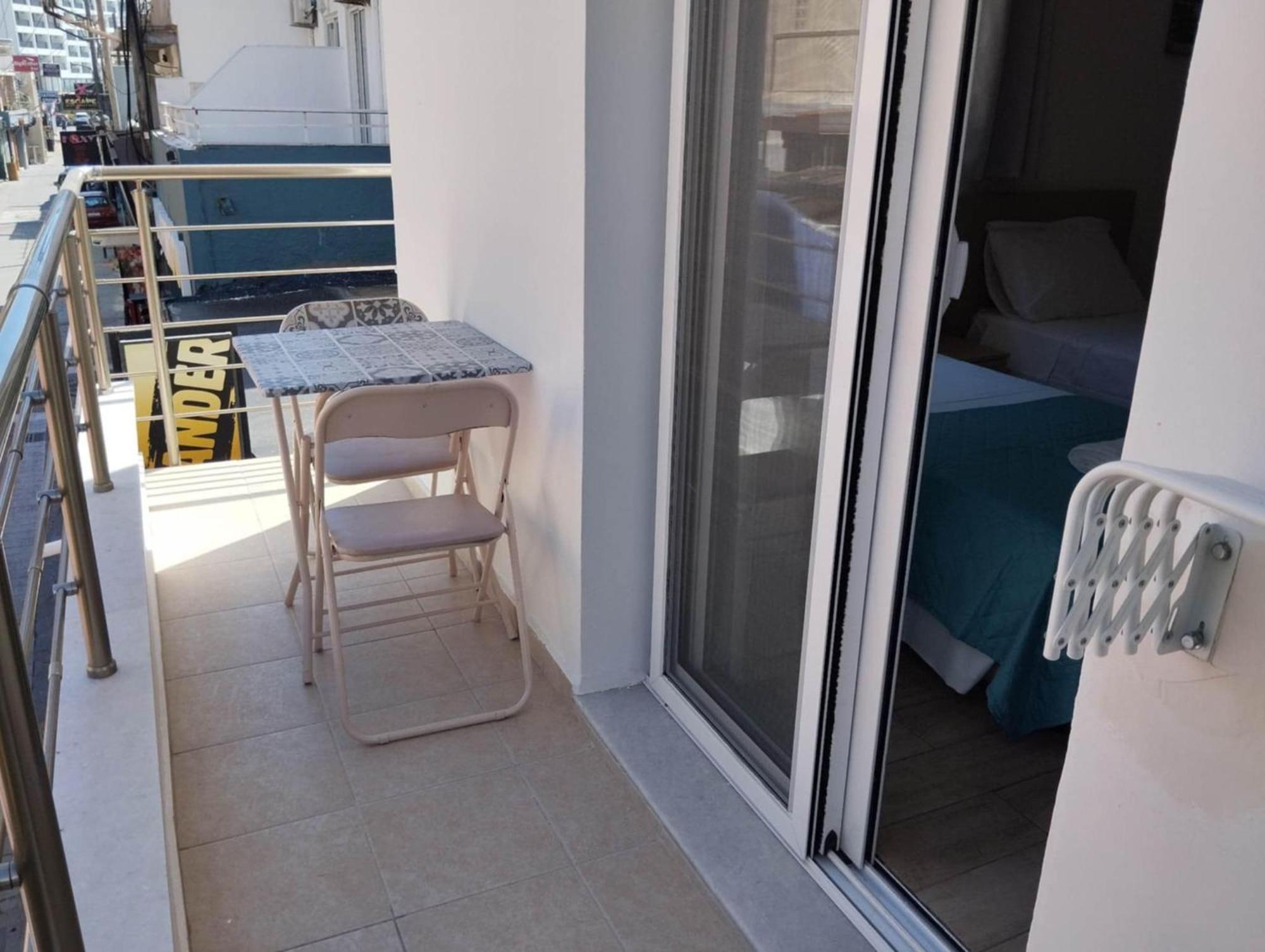 Lilian'S Seaview-Party Street-Youth Studios Rhodes City Exteriér fotografie